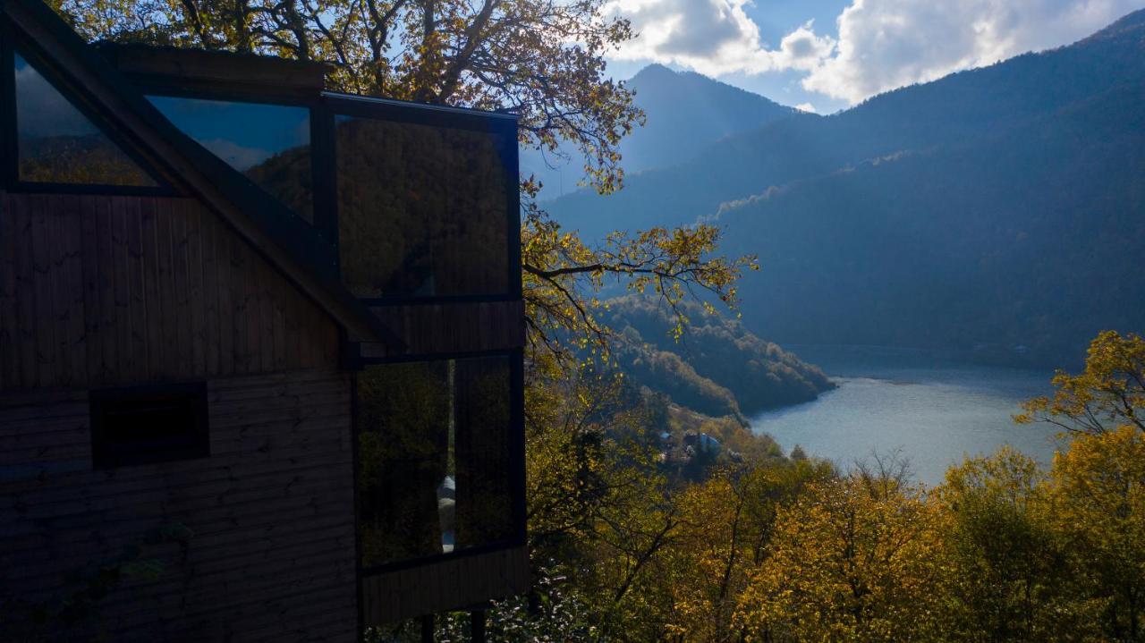 Woodpecker Georgia Hotel Батуми Екстериор снимка