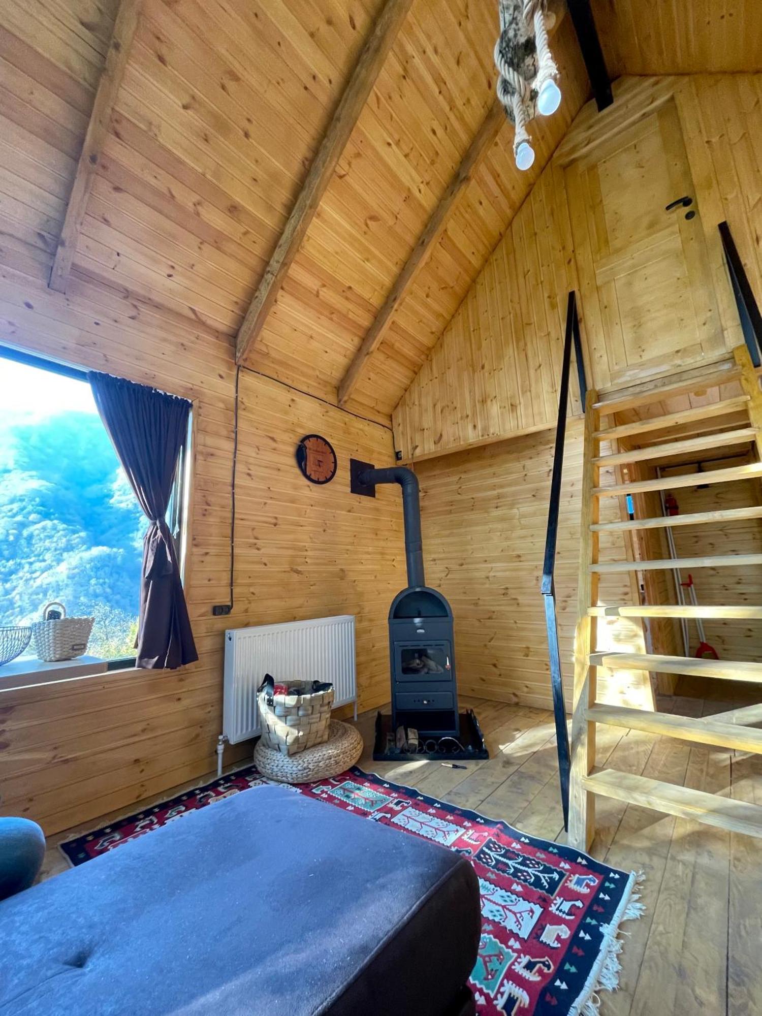 Woodpecker Georgia Hotel Батуми Екстериор снимка