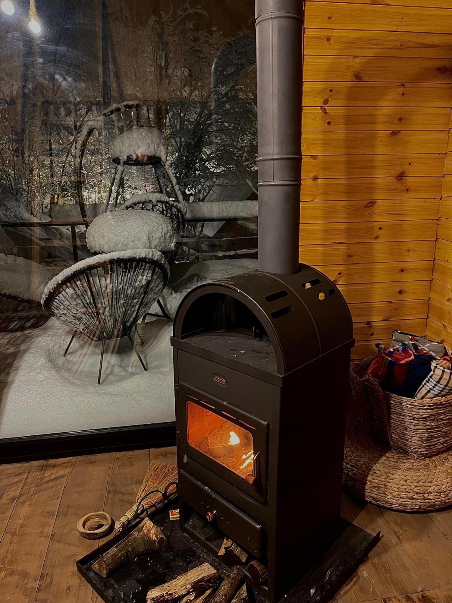 Woodpecker Georgia Hotel Батуми Екстериор снимка
